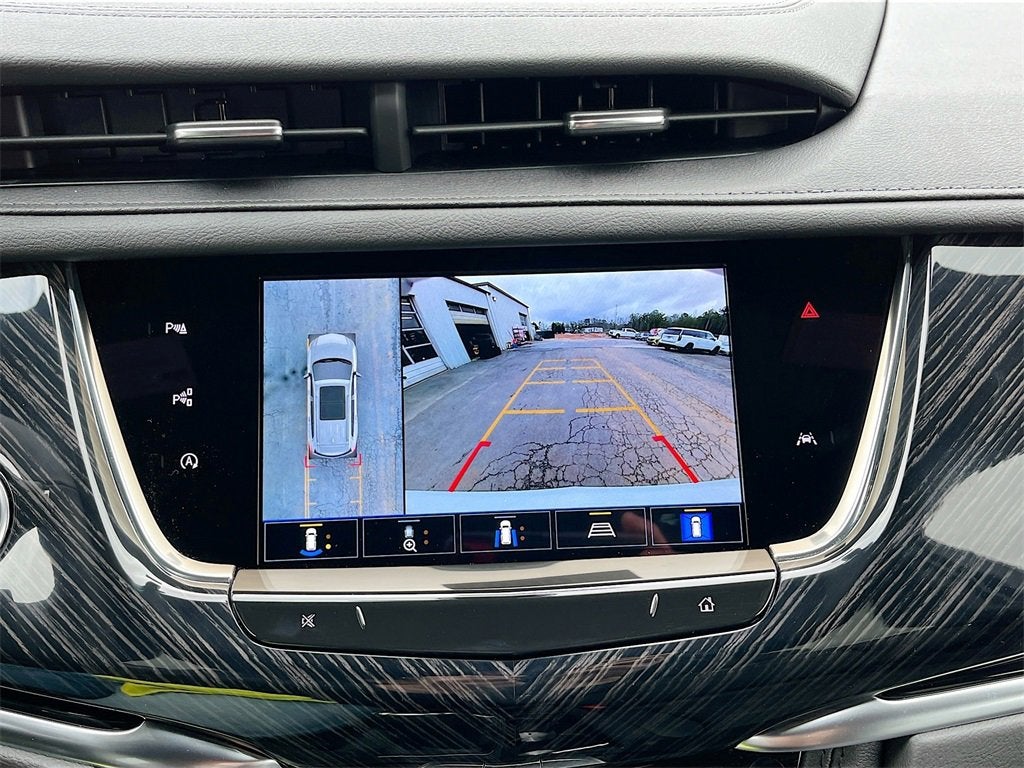 2025 Cadillac XT6 Premium Luxury