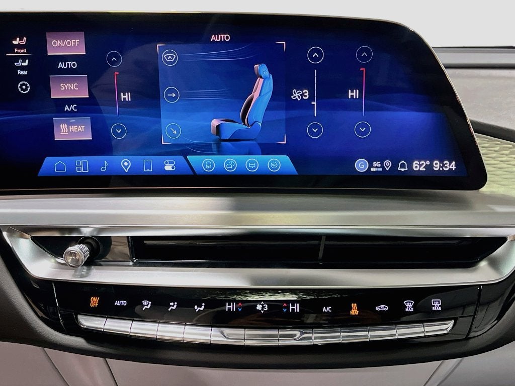 2027 Cadillac LYRIQ Sport