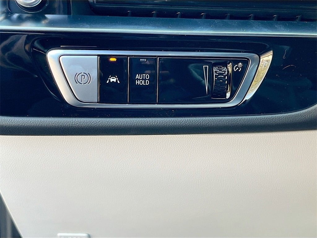 2026 Cadillac LYRIQ Premium Sport