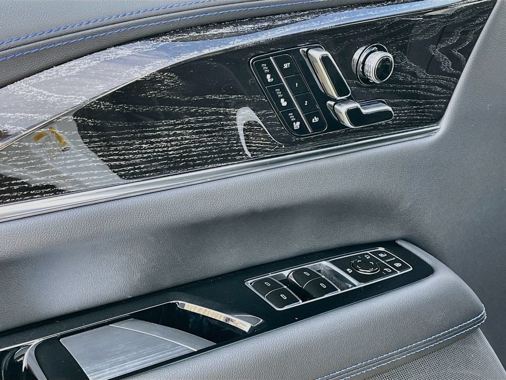 2026 Cadillac ESCALADE IQL Luxury