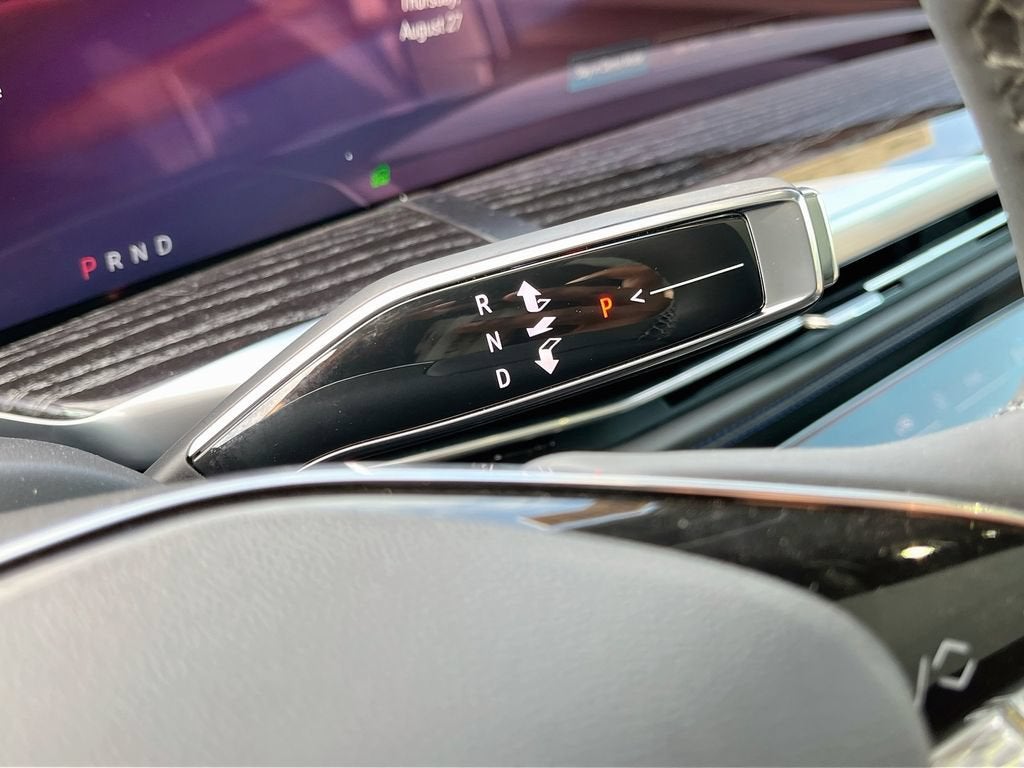 2026 Cadillac ESCALADE IQL Luxury