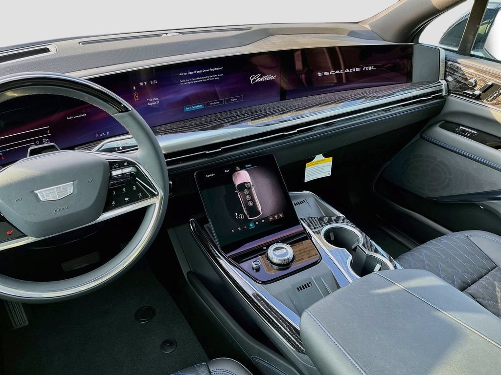 2026 Cadillac ESCALADE IQL Luxury