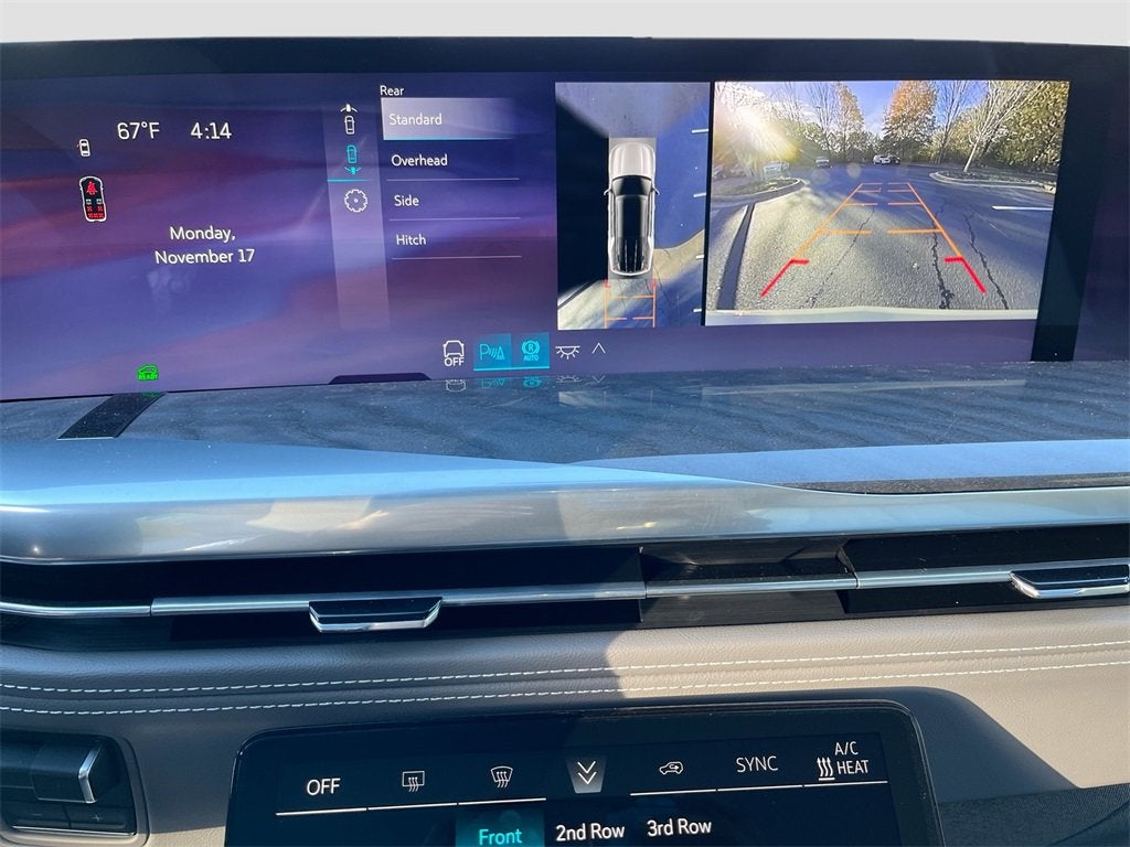 2026 Cadillac ESCALADE IQL Sport