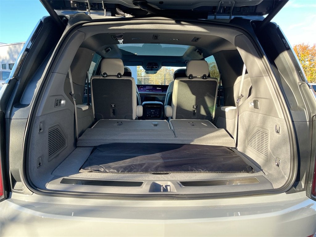 2026 Cadillac ESCALADE IQL Sport