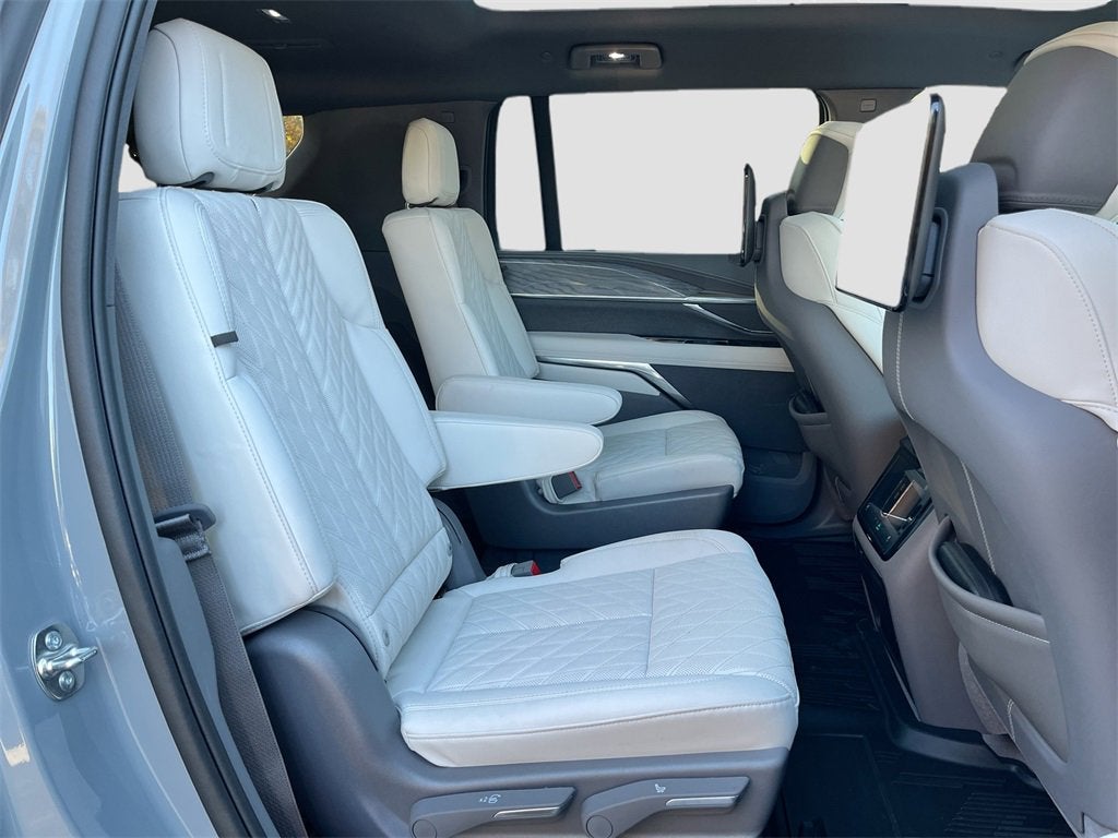 2026 Cadillac ESCALADE IQL Sport