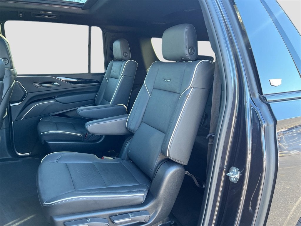 2024 Cadillac Escalade ESV Sport