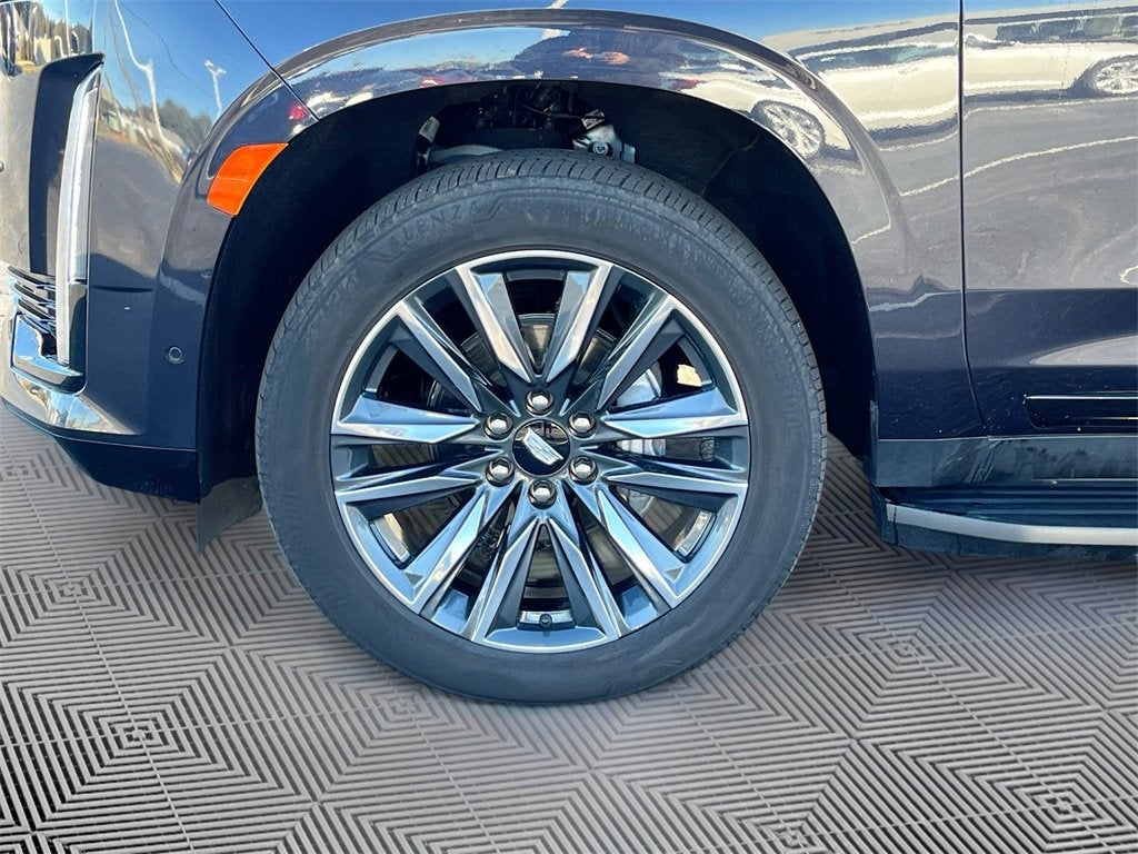 2024 Cadillac Escalade ESV Sport