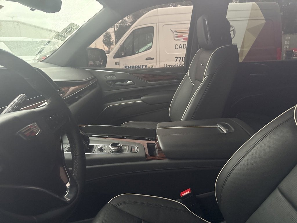 2023 Cadillac Escalade ESV Premium Luxury