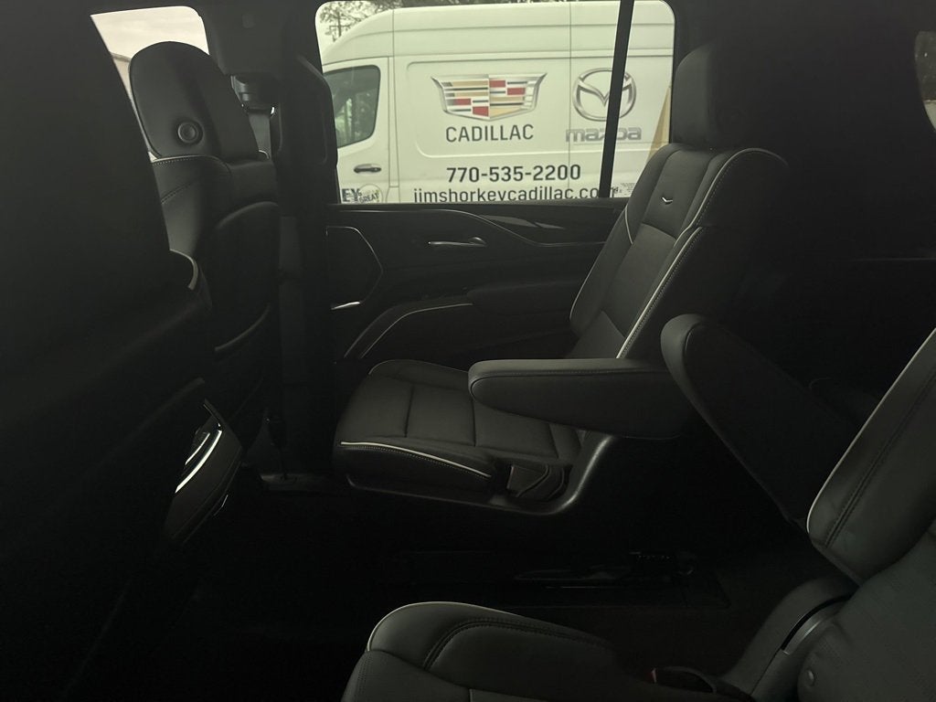 2023 Cadillac Escalade ESV Premium Luxury