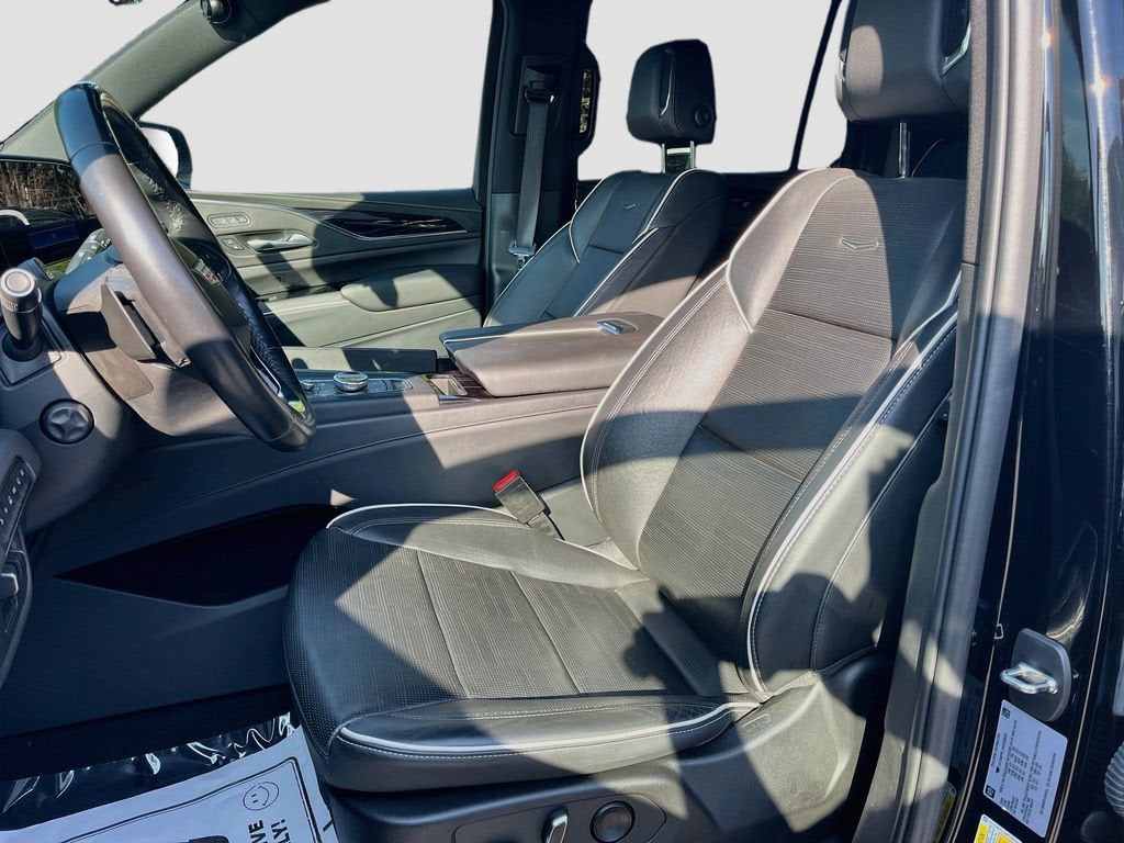 2022 Cadillac Escalade ESV Sport