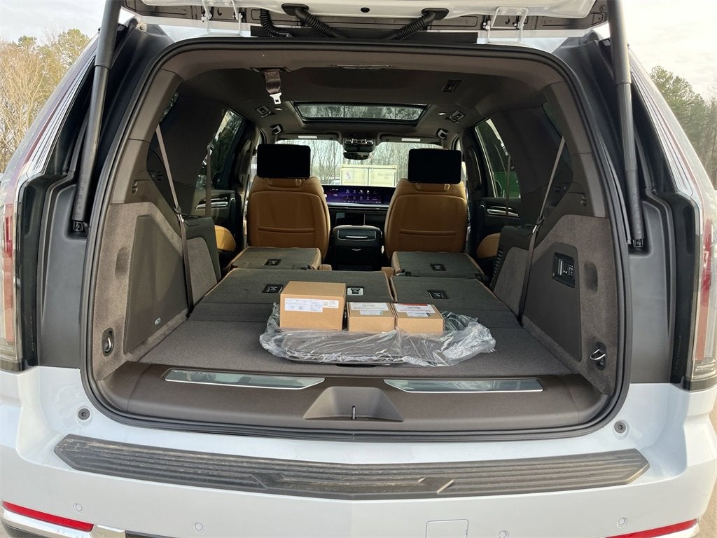 2026 Cadillac Escalade Luxury