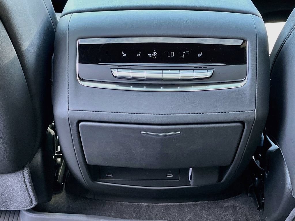 2026 Cadillac Escalade ESV Luxury