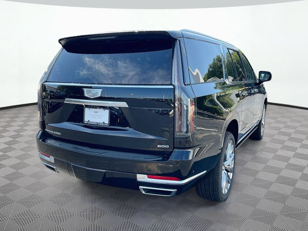 2026 Cadillac Escalade ESV Luxury