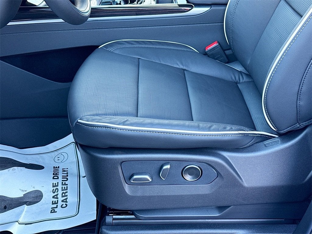 2026 Cadillac Escalade ESV Luxury