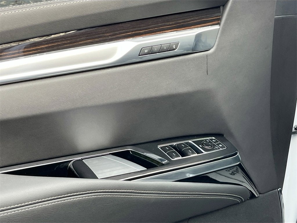 2026 Cadillac Escalade ESV Luxury