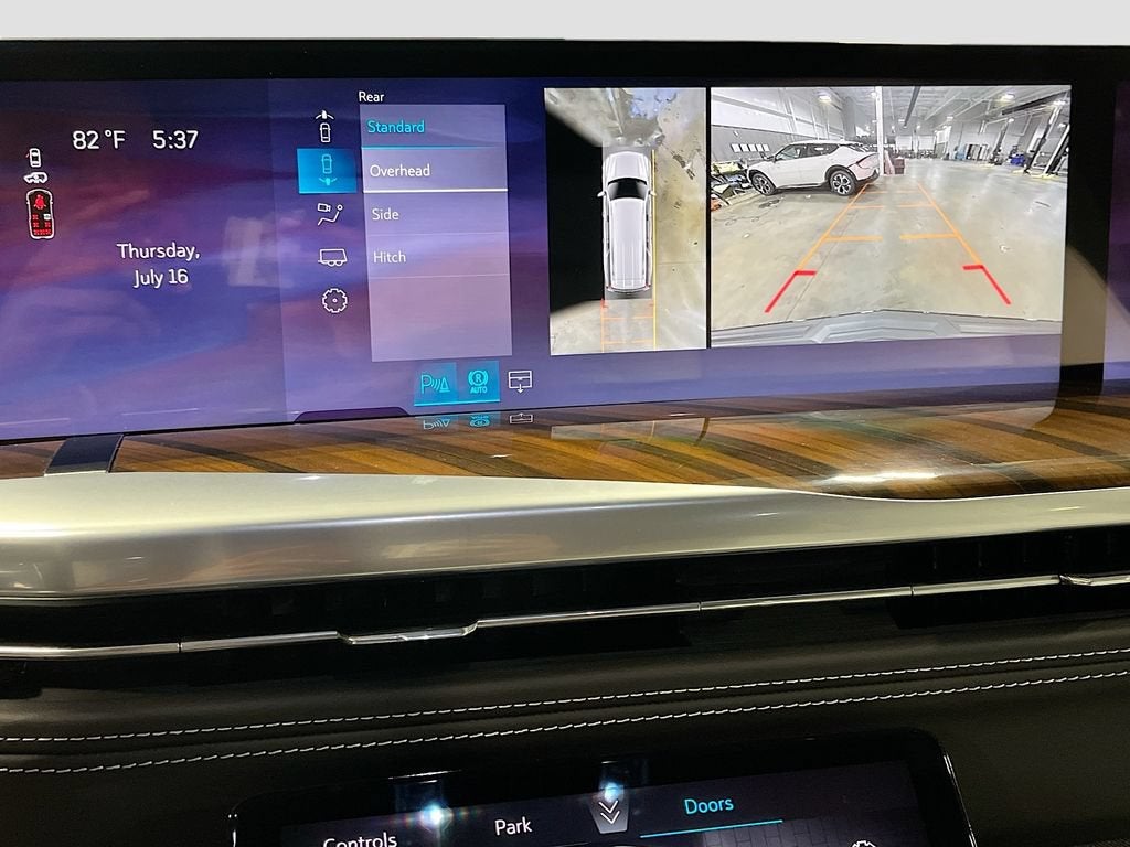 2026 Cadillac Escalade ESV Platinum Sport