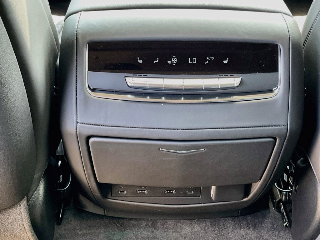 2026 Cadillac Escalade ESV Platinum Sport