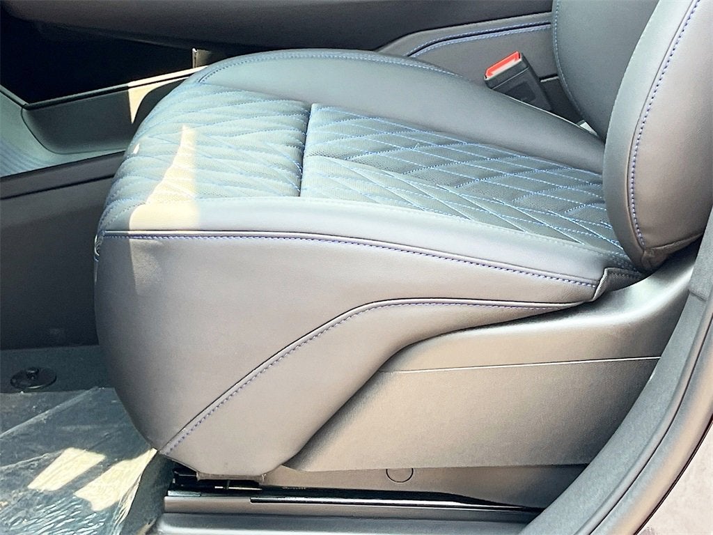 2025 Cadillac ESCALADE IQ Luxury 1