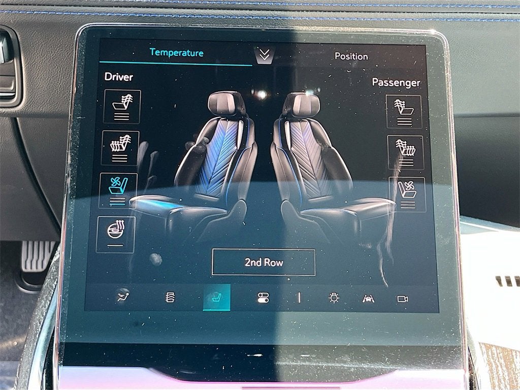 2025 Cadillac ESCALADE IQ Luxury 1