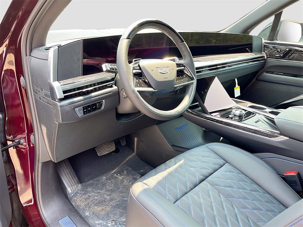 2025 Cadillac ESCALADE IQ Luxury 1