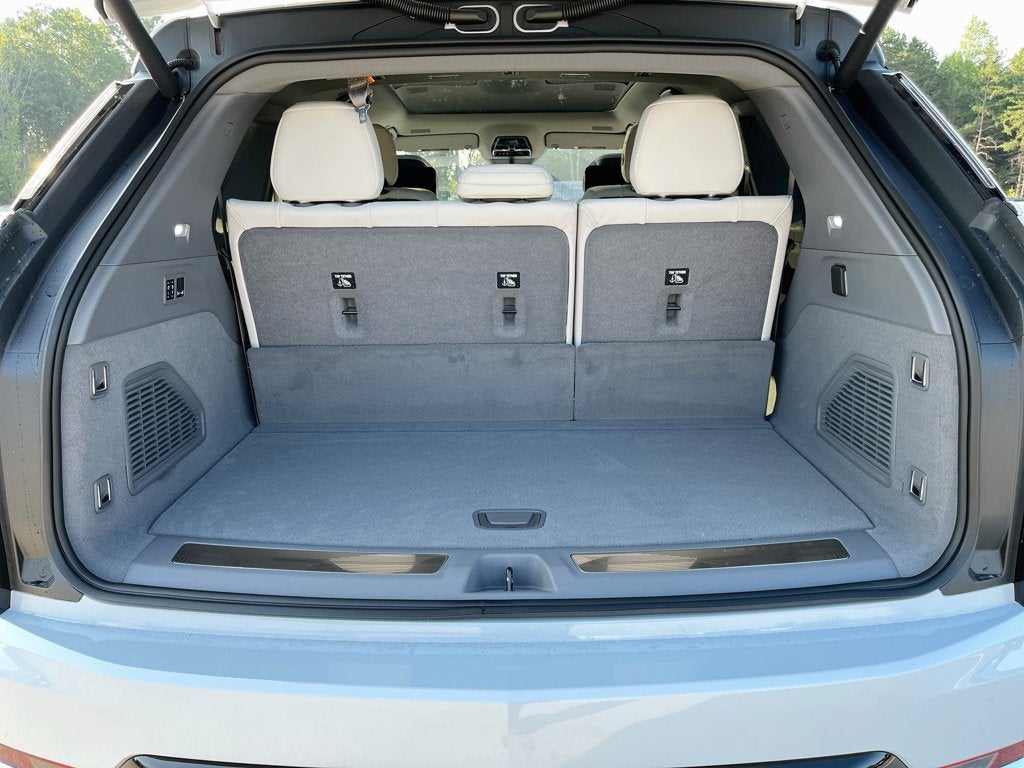 2026 Cadillac ESCALADE IQ Luxury
