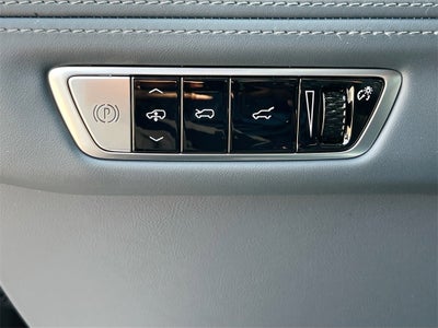 2025 Cadillac ESCALADE IQ Luxury 2