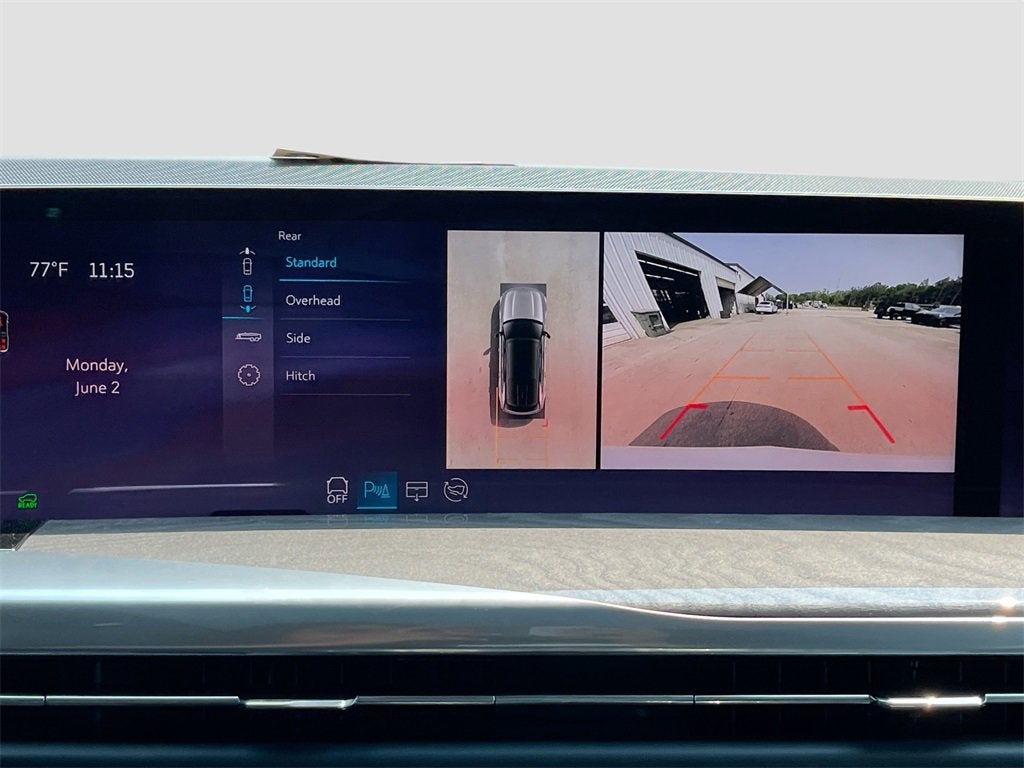 2025 Cadillac ESCALADE IQ Luxury 2