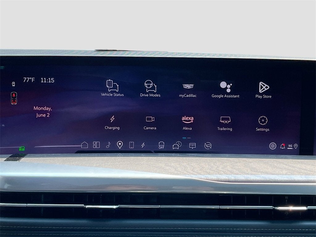 2025 Cadillac ESCALADE IQ Luxury 2