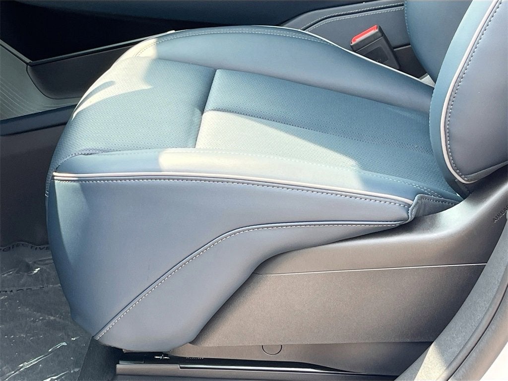 2025 Cadillac ESCALADE IQ Luxury 2