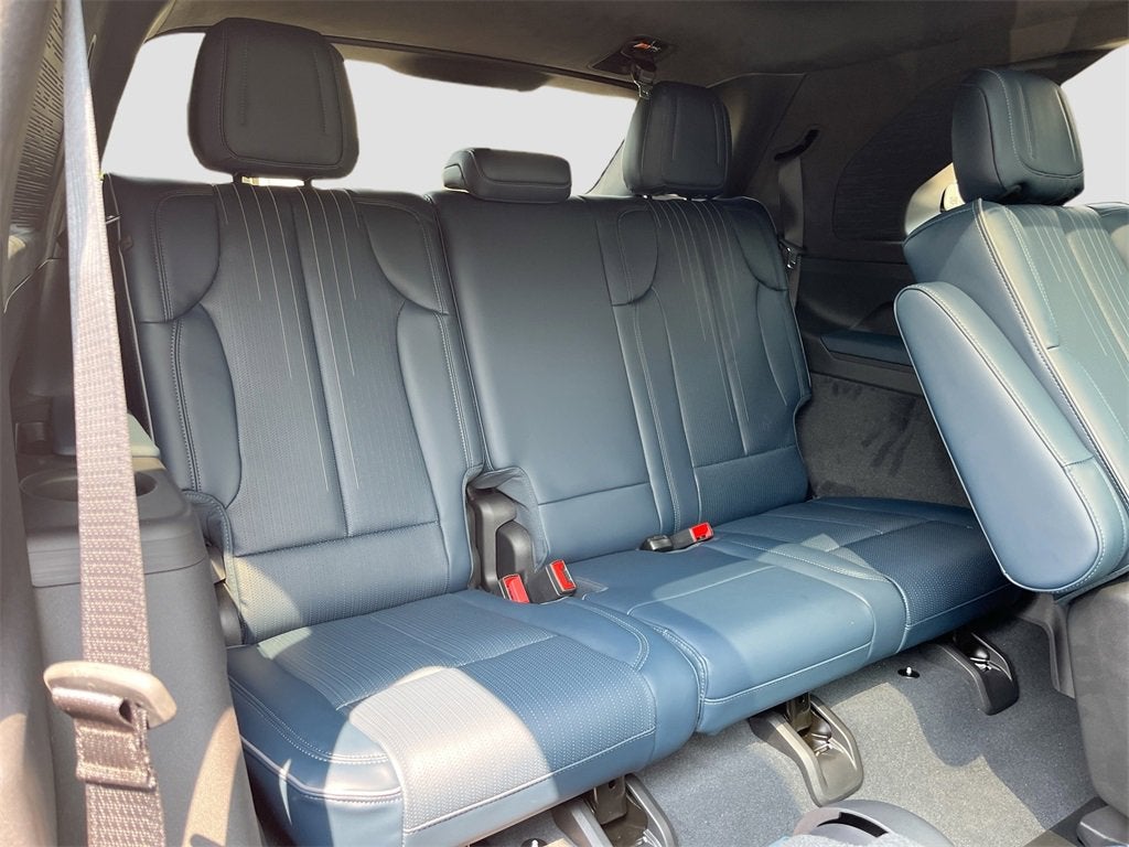 2025 Cadillac ESCALADE IQ Luxury 2