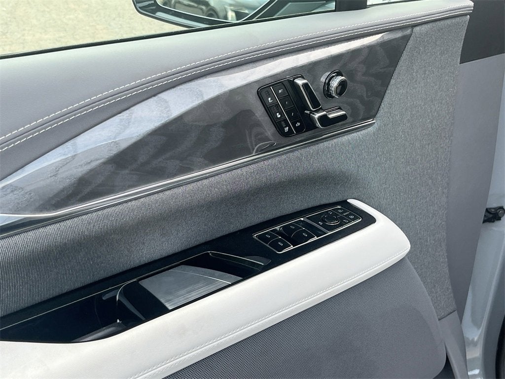 2026 Cadillac ESCALADE IQ Sport