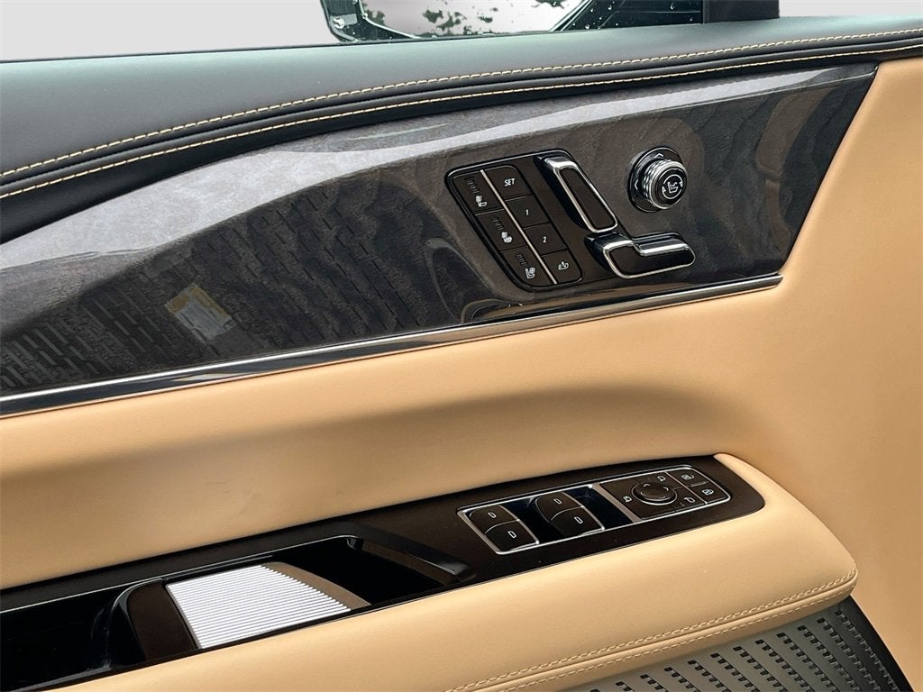 2025 Cadillac ESCALADE IQ Sport 2