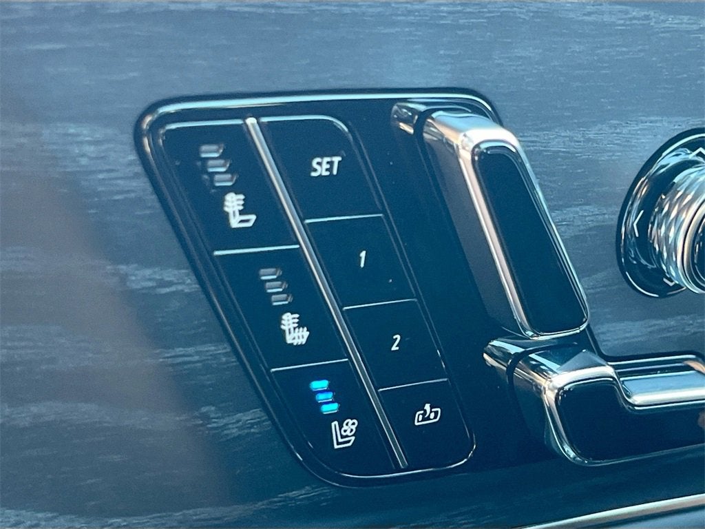 2026 Cadillac LYRIQ V-Series Premium