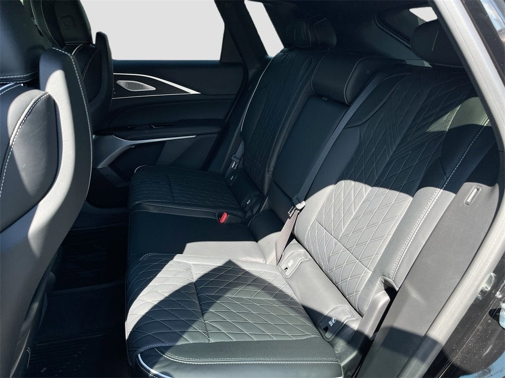 2026 Cadillac LYRIQ V-Series Premium