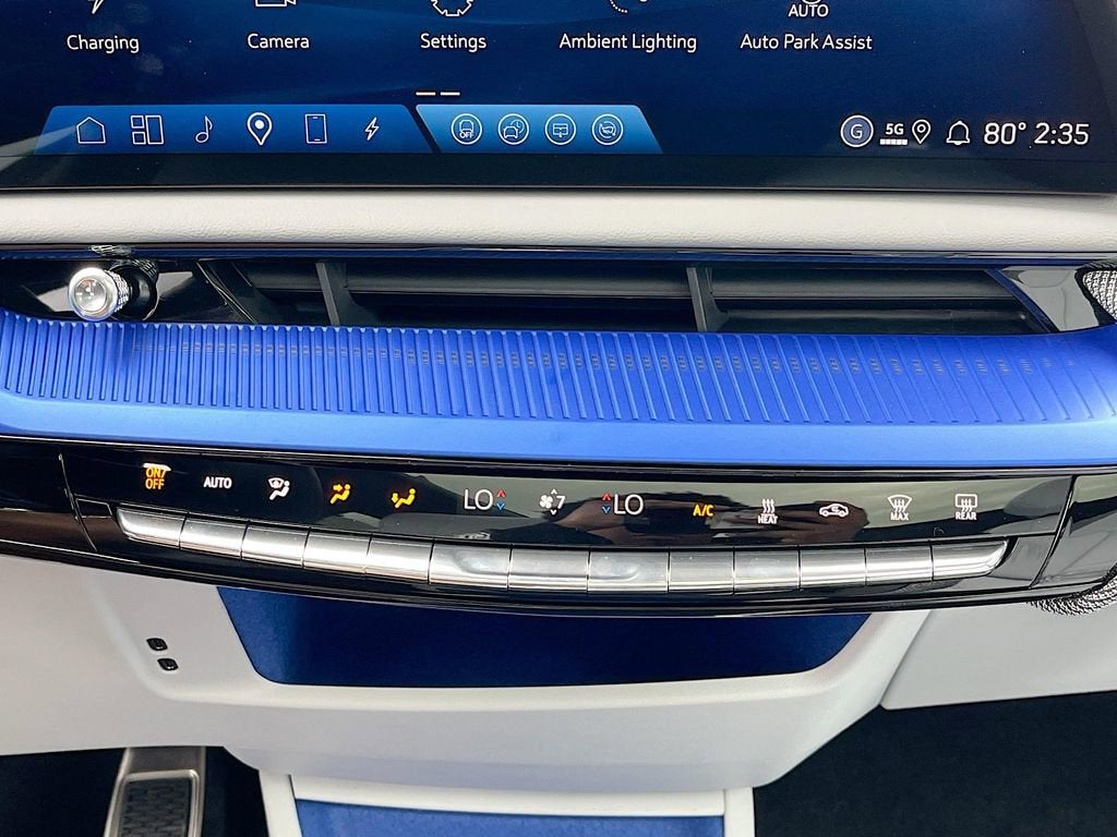2026 Cadillac OPTIQ Luxury