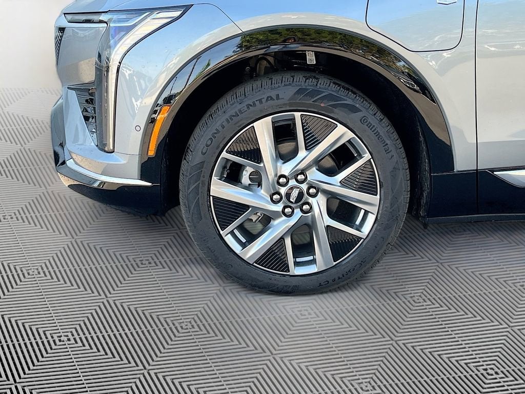 2026 Cadillac OPTIQ Luxury