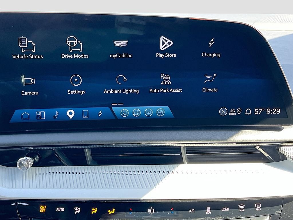 2026 Cadillac OPTIQ Luxury