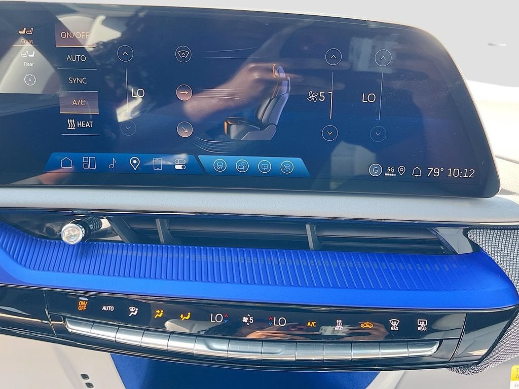 2027 Cadillac OPTIQ Luxury