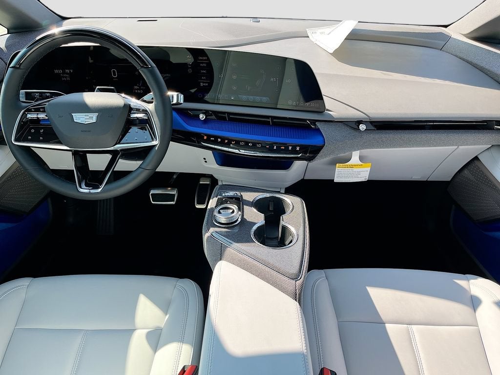 2027 Cadillac OPTIQ Luxury