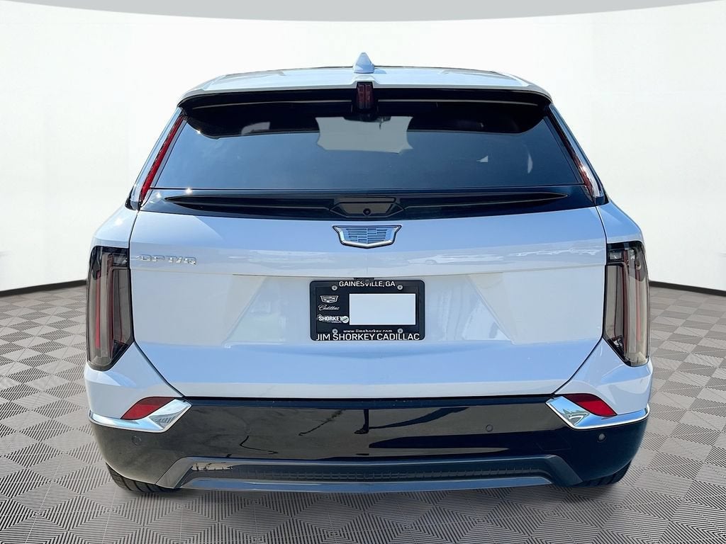 2027 Cadillac OPTIQ Luxury