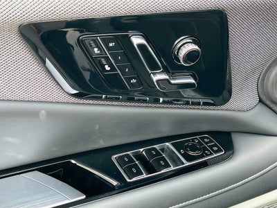 2027 Cadillac OPTIQ Luxury