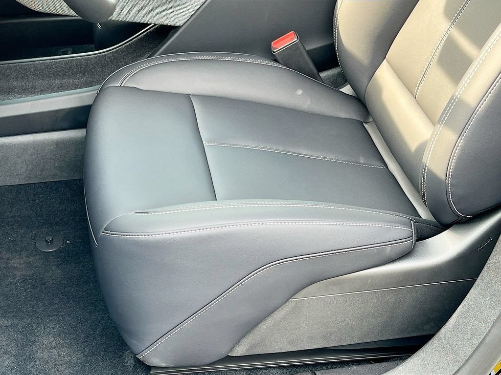 2027 Cadillac OPTIQ Luxury
