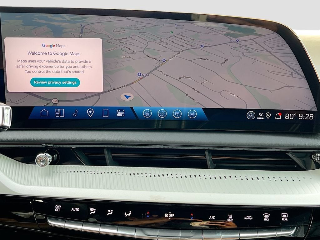 2027 Cadillac OPTIQ Luxury
