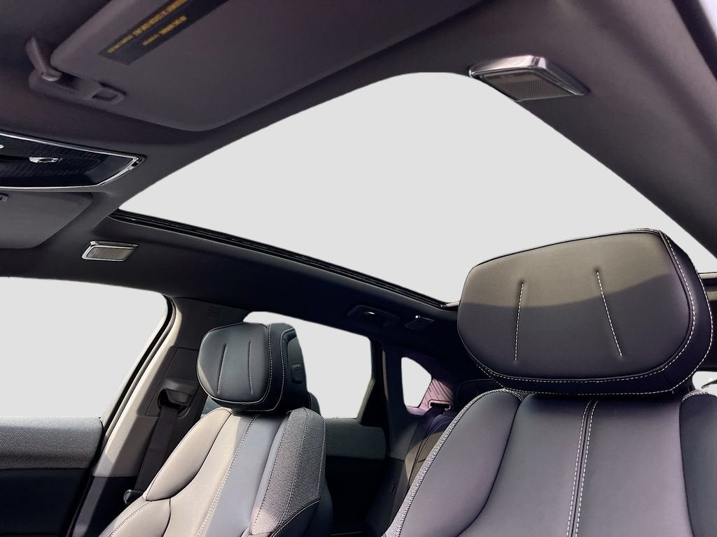2027 Cadillac OPTIQ Luxury