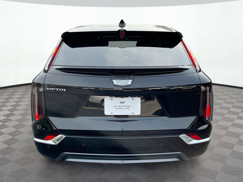 2027 Cadillac OPTIQ Luxury