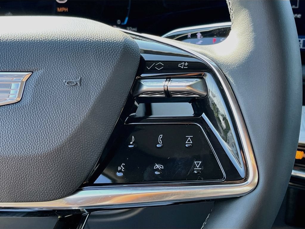 2027 Cadillac OPTIQ Luxury