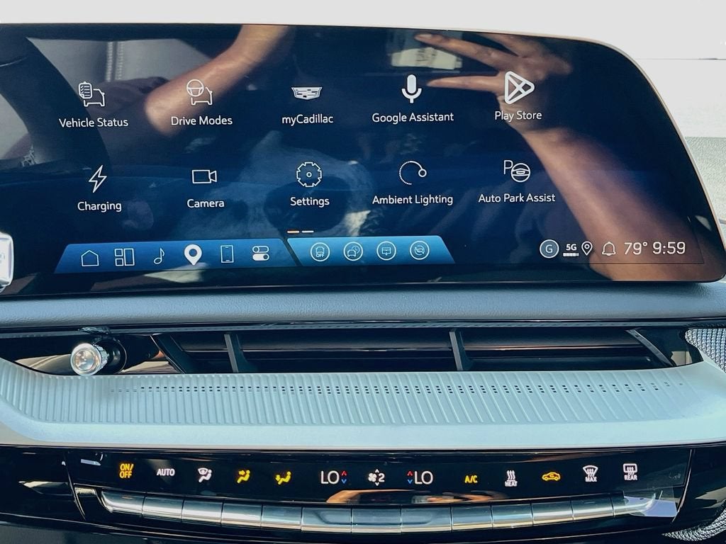 2027 Cadillac OPTIQ Luxury