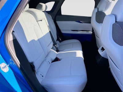 2025 Cadillac OPTIQ Luxury 1