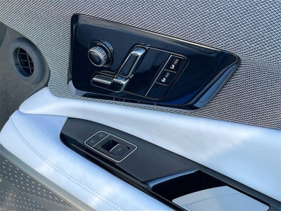 2025 Cadillac OPTIQ Luxury 1