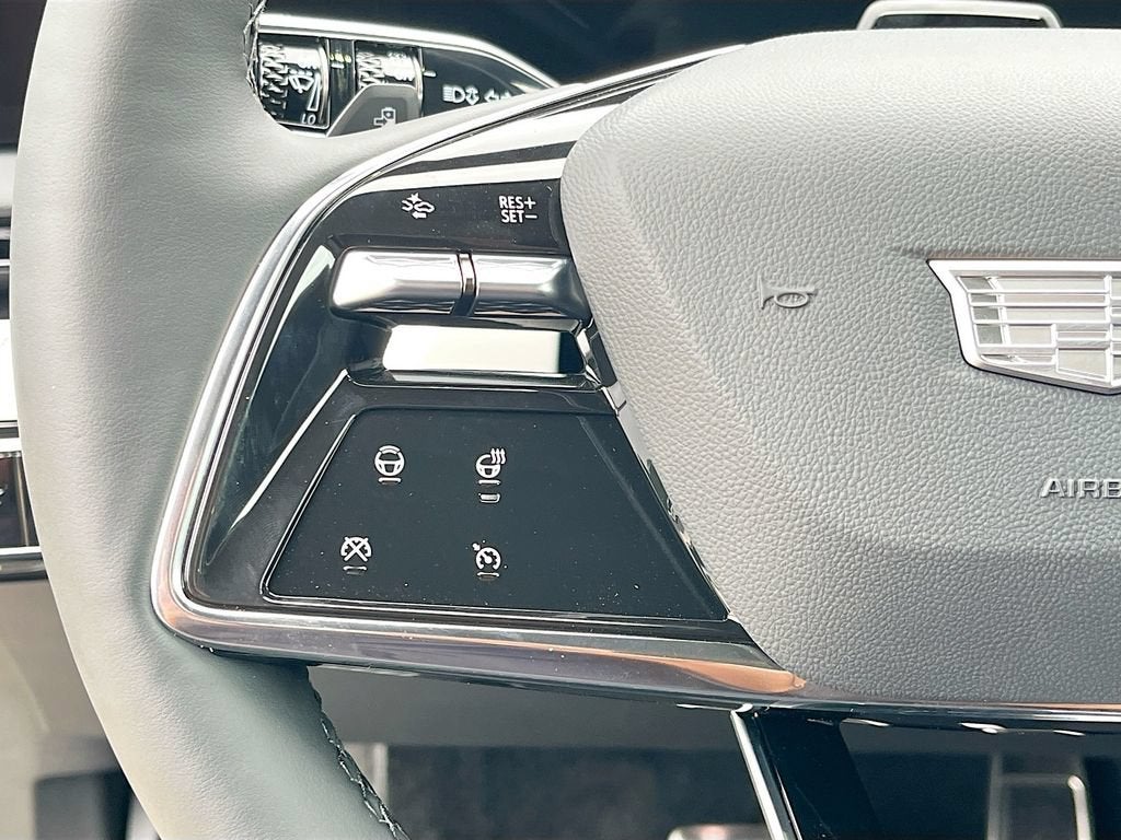2027 Cadillac OPTIQ Premium Luxury